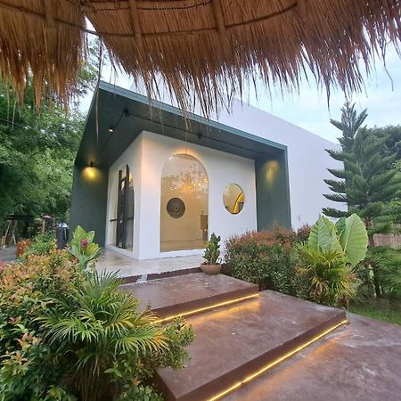 Baan Nai Baan Nok Resort ناخون نايوك المظهر الخارجي الصورة