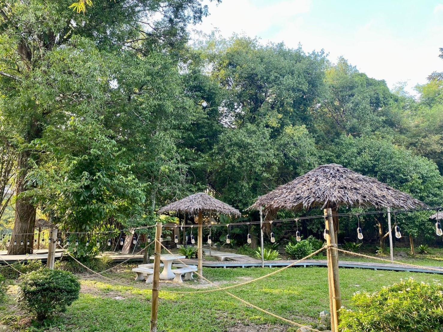 Baan Nai Baan Nok Resort ناخون نايوك المظهر الخارجي الصورة