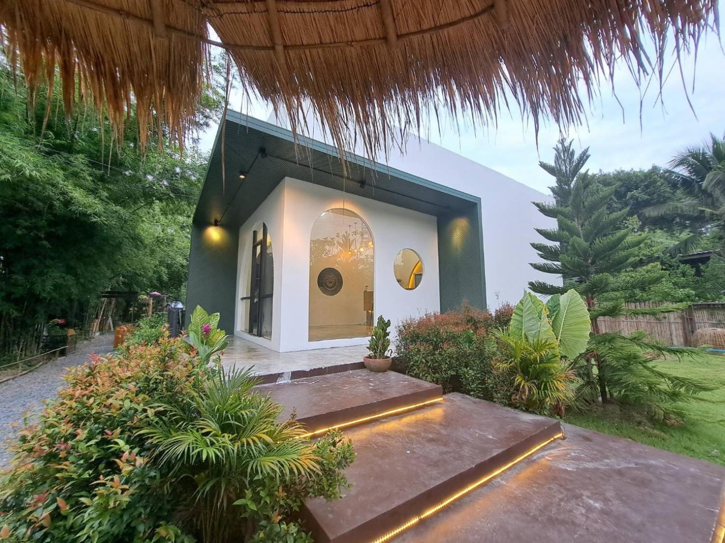 Baan Nai Baan Nok Resort ناخون نايوك المظهر الخارجي الصورة