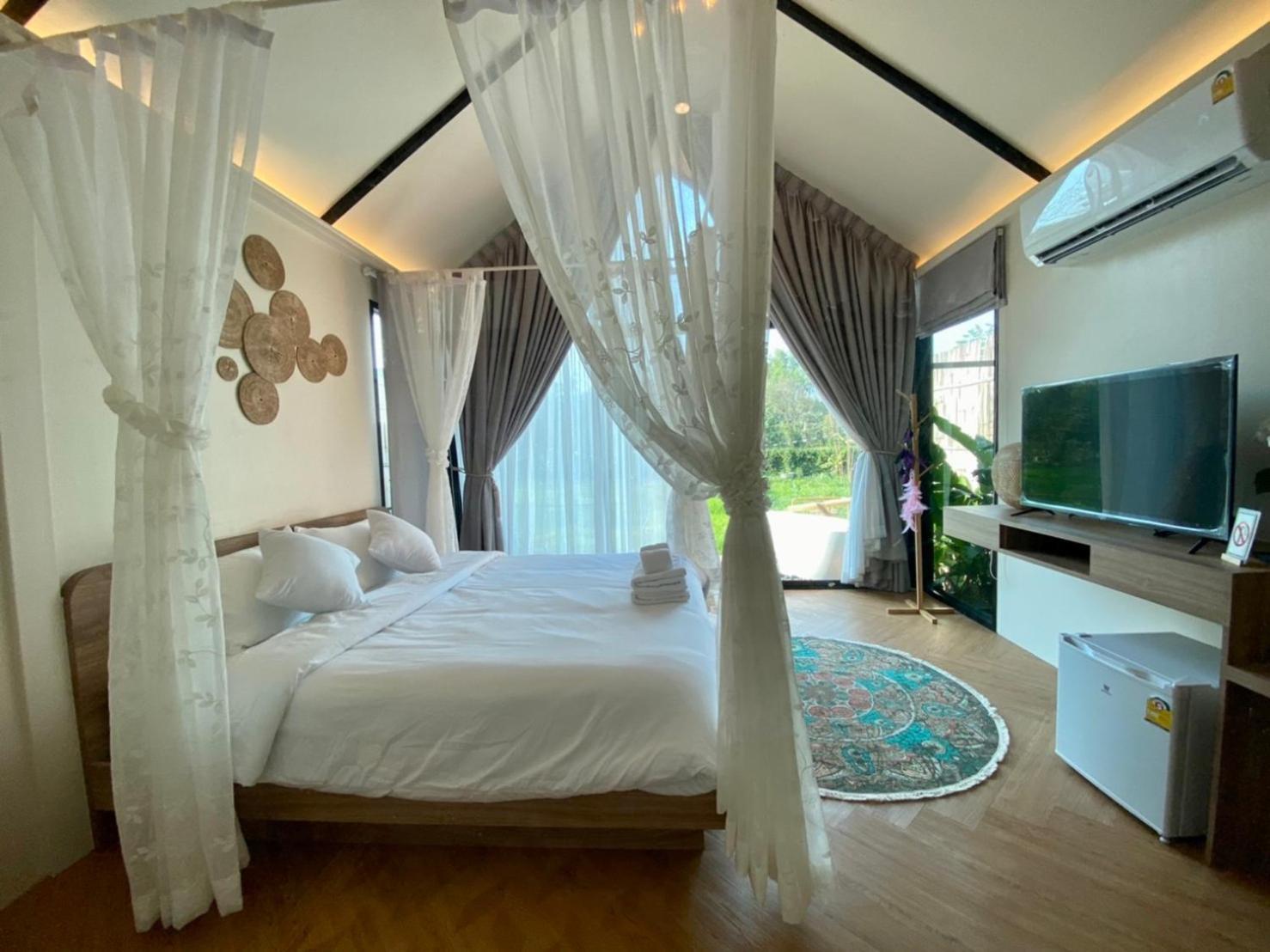 Baan Nai Baan Nok Resort ناخون نايوك المظهر الخارجي الصورة