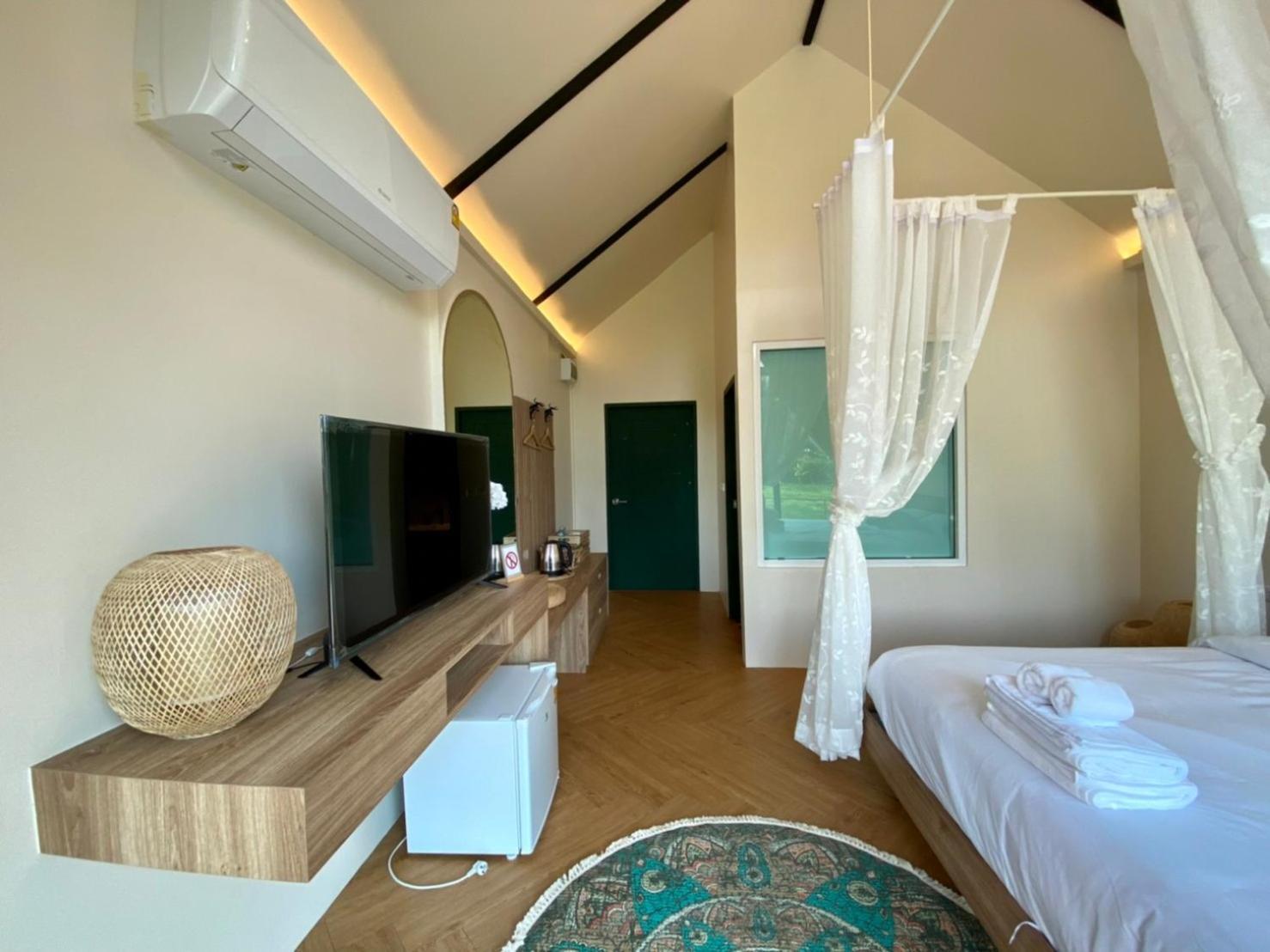 Baan Nai Baan Nok Resort ناخون نايوك المظهر الخارجي الصورة